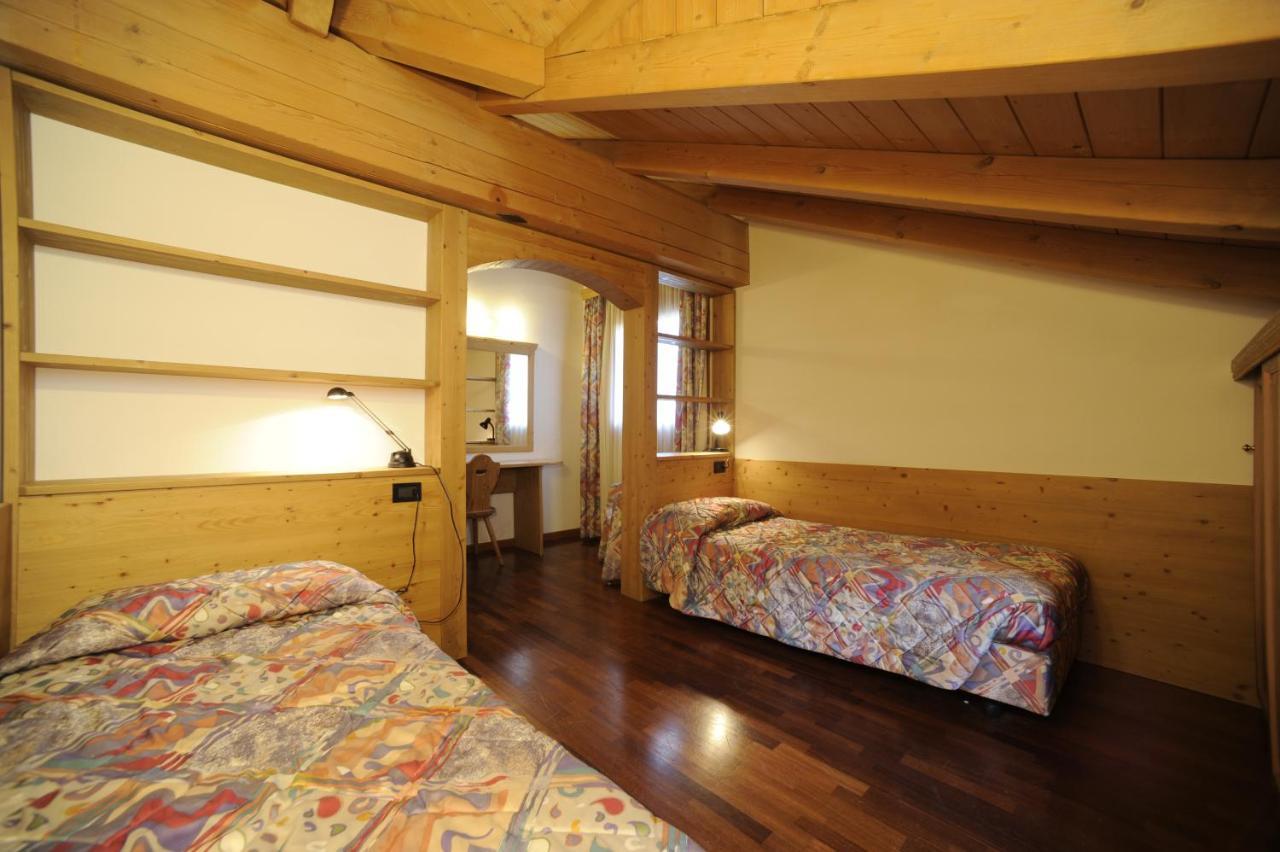 Residence Lagorai - Fiemme Holidays Predazzo Buitenkant foto